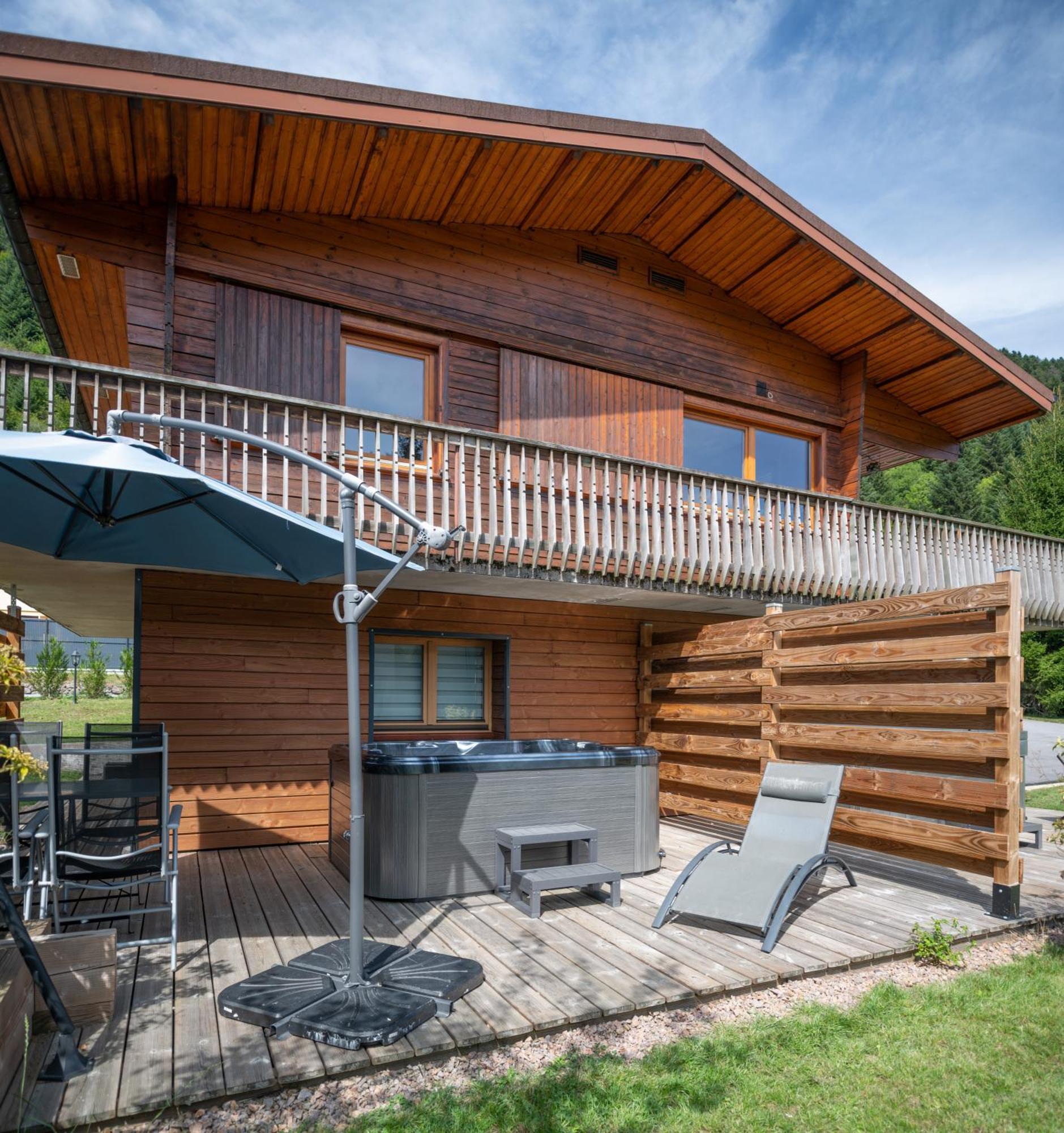 Chalets Du Bouchot & Jacuzzi Privatif Proximite Gerardmer & La Bresse Rochesson 외부 사진