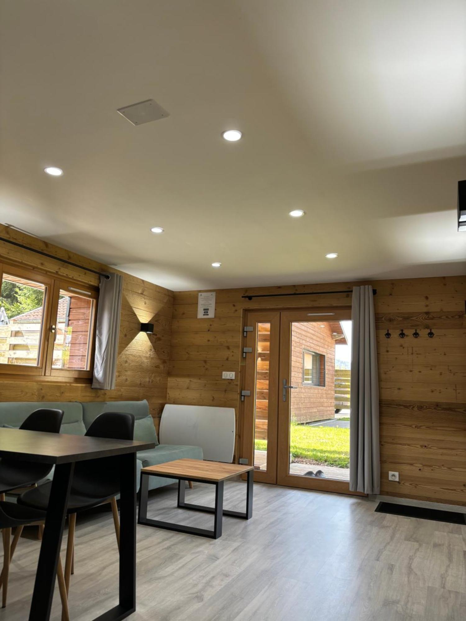 Chalets Du Bouchot & Jacuzzi Privatif Proximite Gerardmer & La Bresse Rochesson 외부 사진